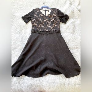 vfmage black dress with lace accent XL